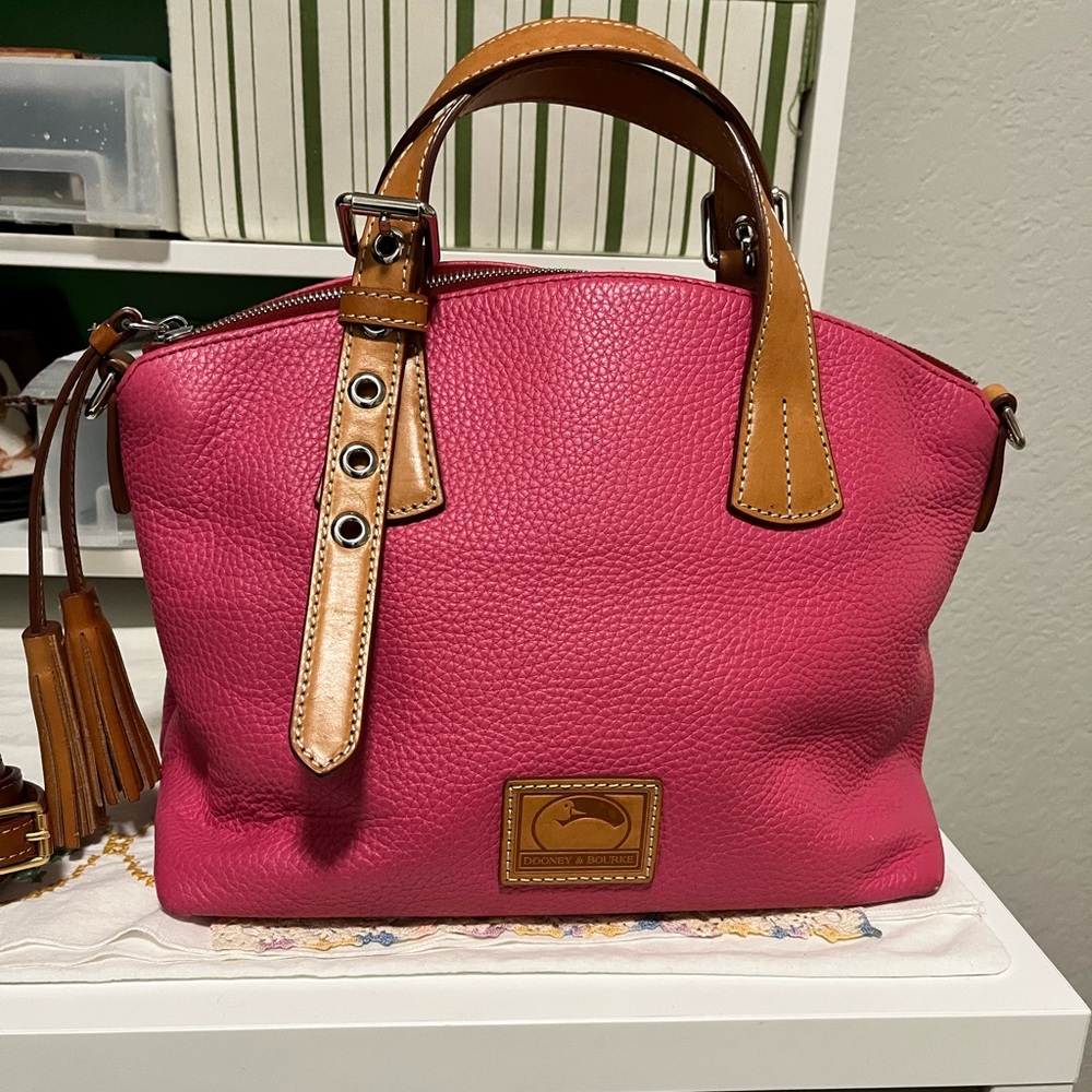 Dooney & Bourke bag